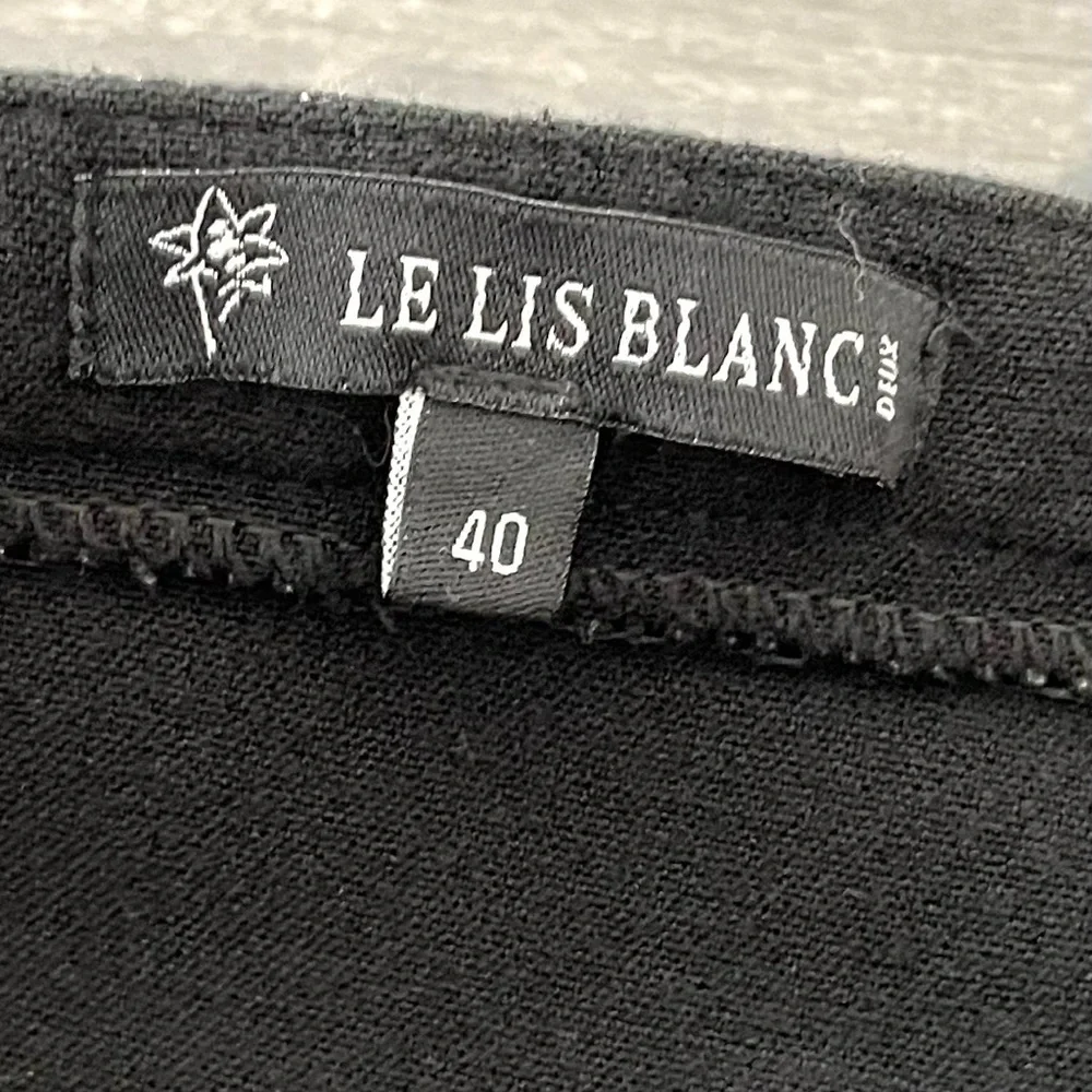 🔥 Le Lis Blanc Black Skirt sz 40